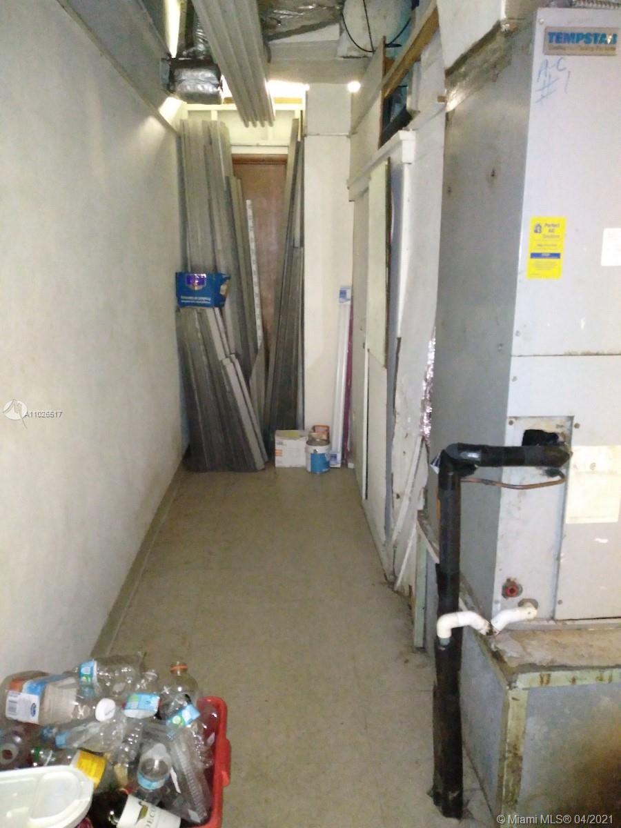 1215 Alfonso Ave Coral Gables, FL 33146