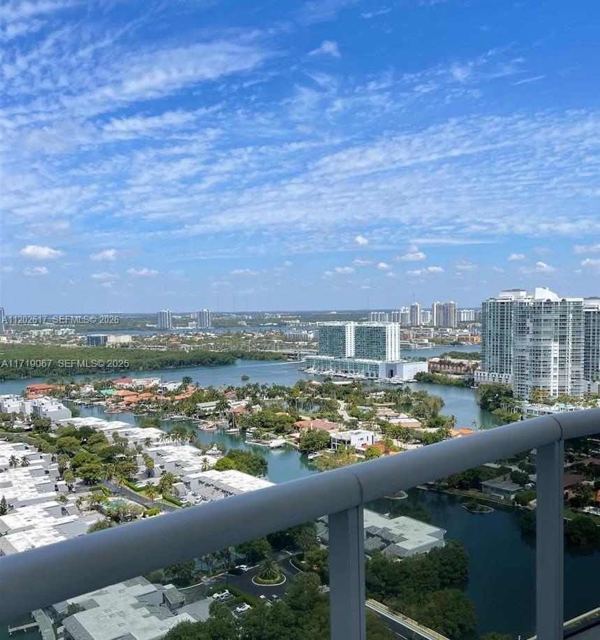 image Trump Tower I9