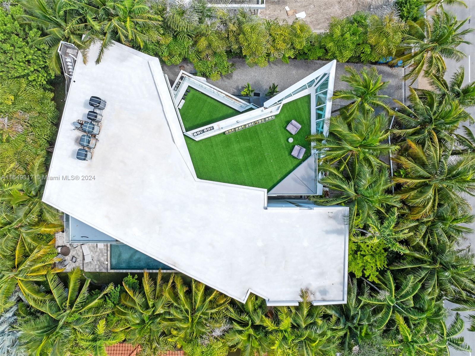 480 Ocean Blvd Golden Beach, FL 33160