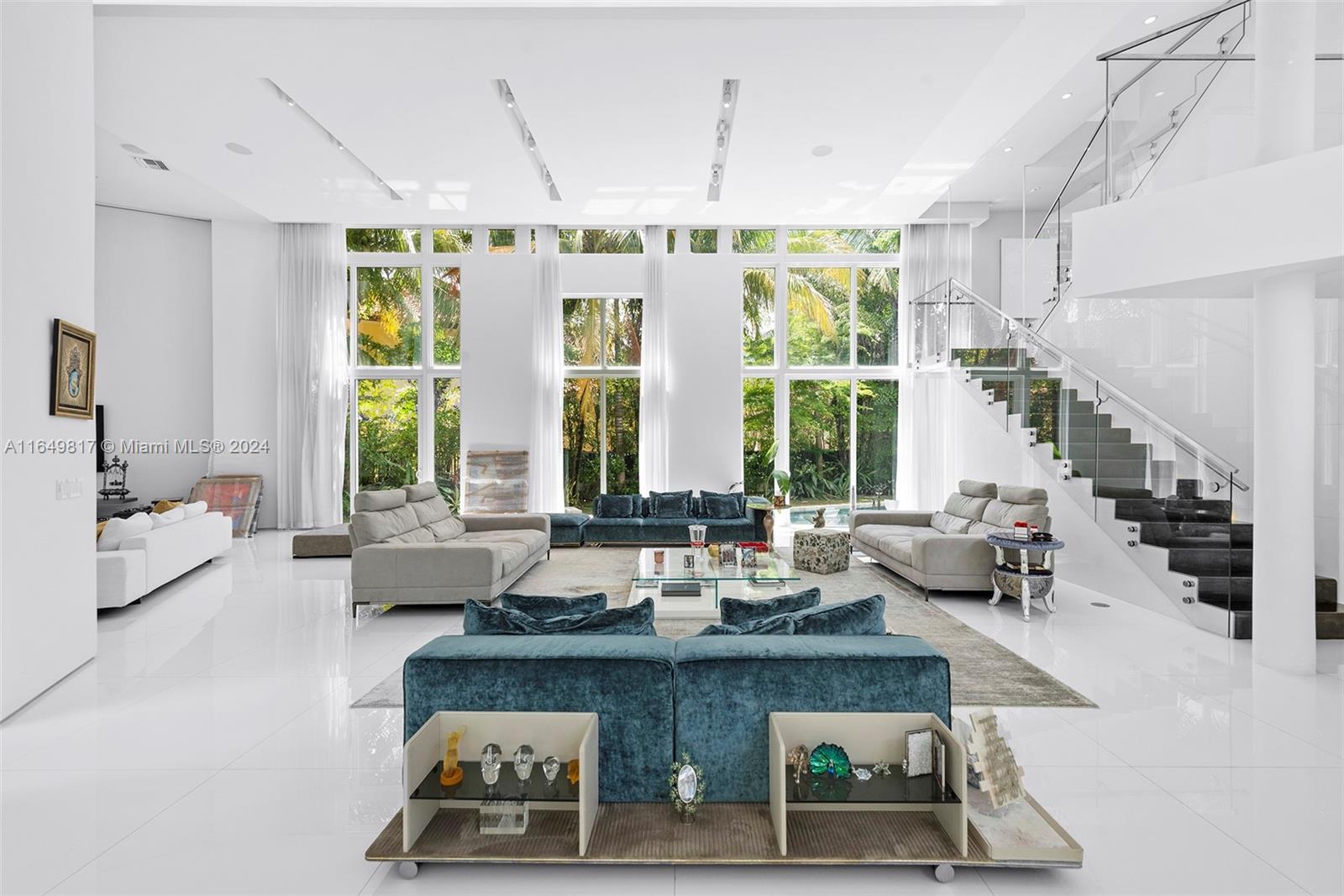 480 Ocean Blvd Golden Beach, FL 33160