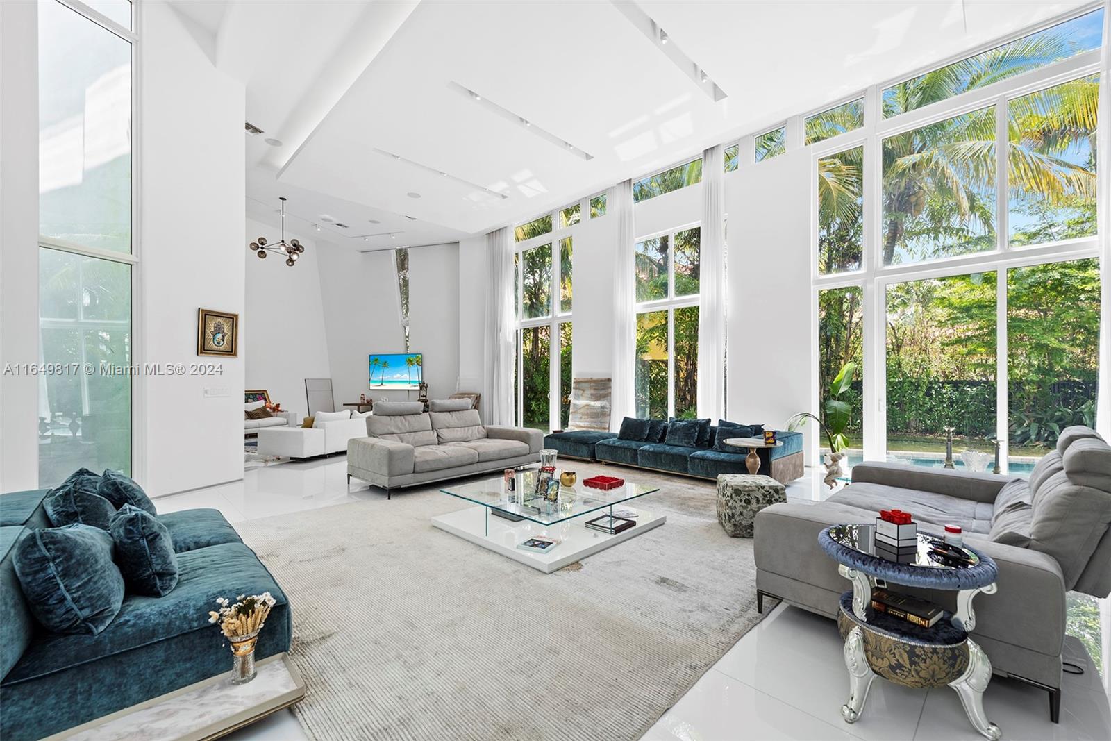 480 Ocean Blvd Golden Beach, FL 33160