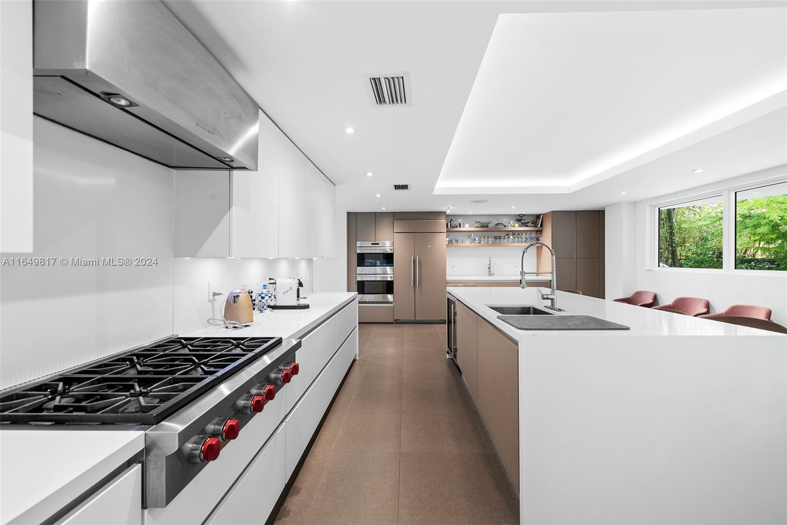 480 Ocean Blvd Golden Beach, FL 33160