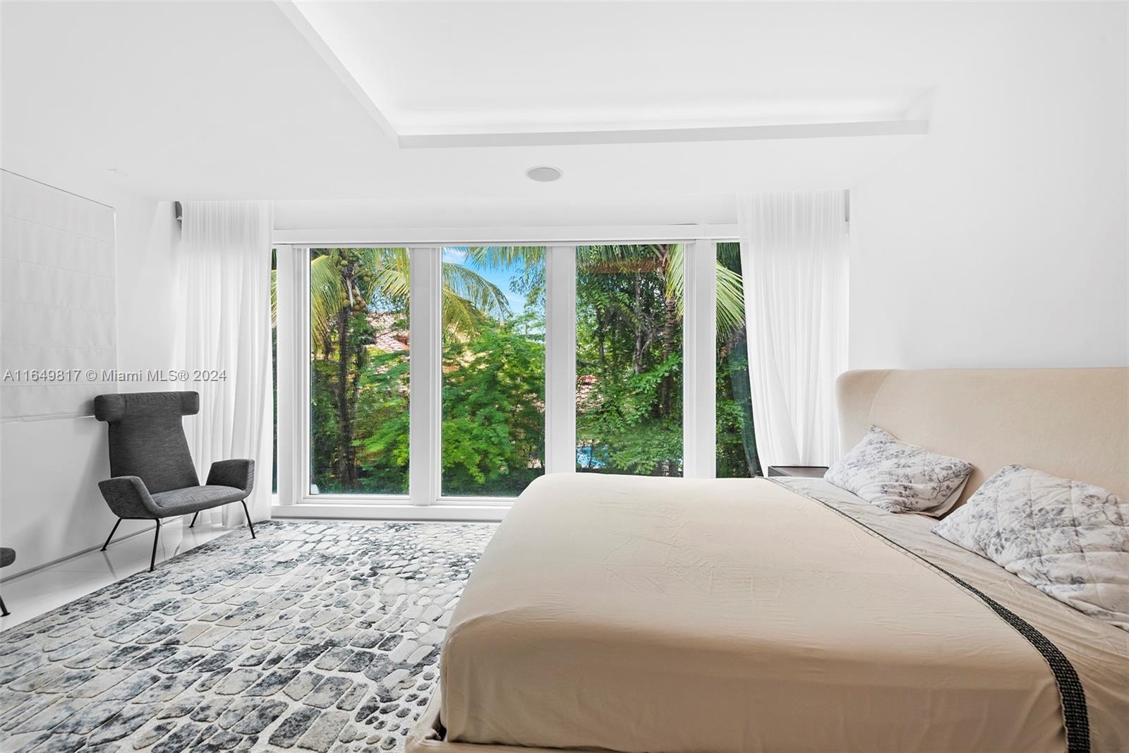 480 Ocean Blvd Golden Beach, FL 33160