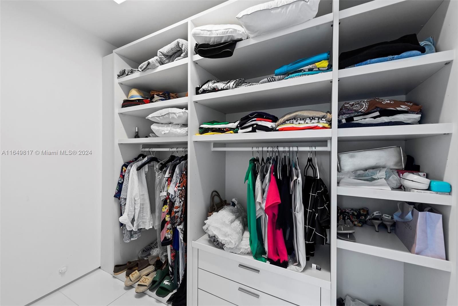 480 Ocean Blvd Golden Beach, FL 33160