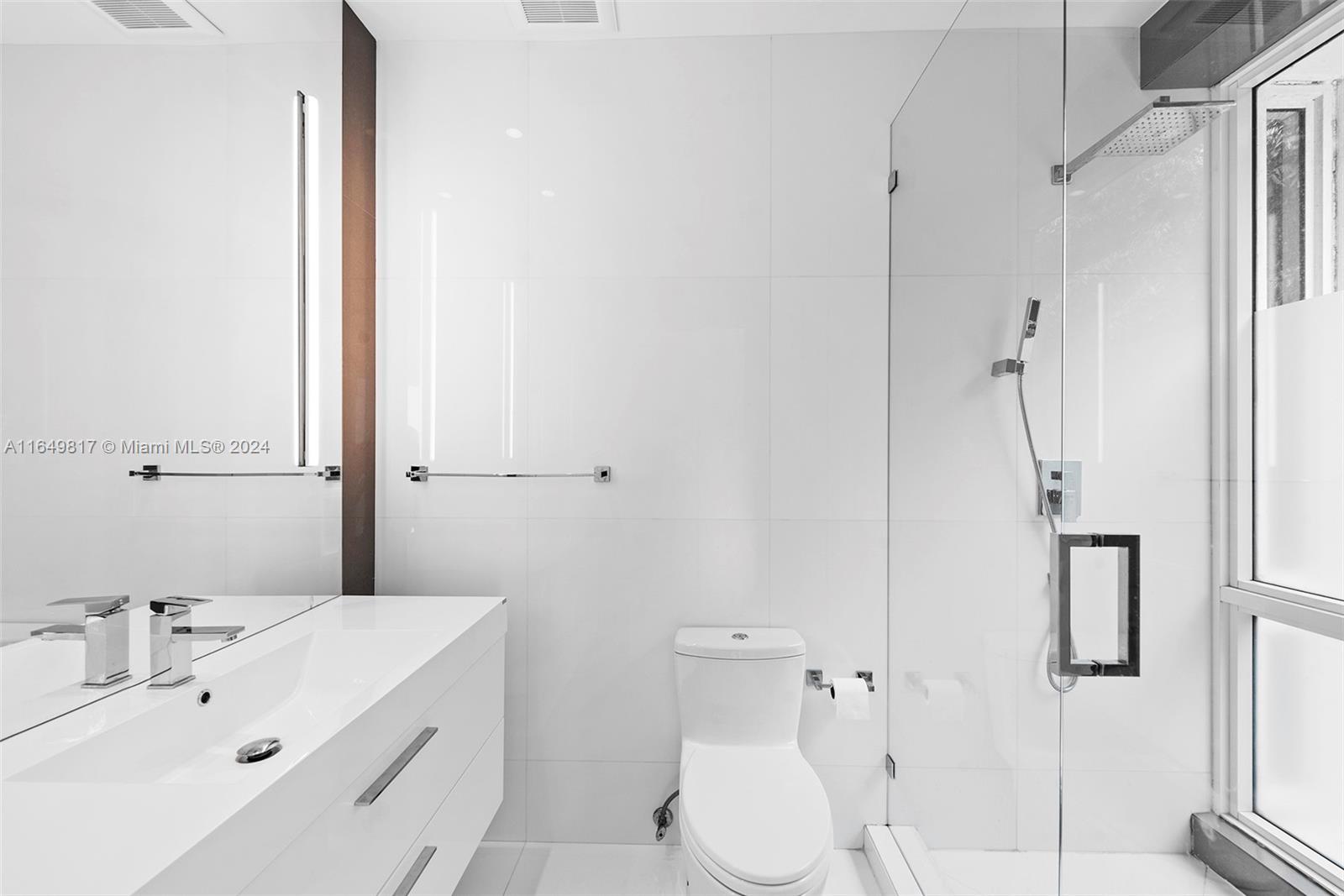 480 Ocean Blvd Golden Beach, FL 33160