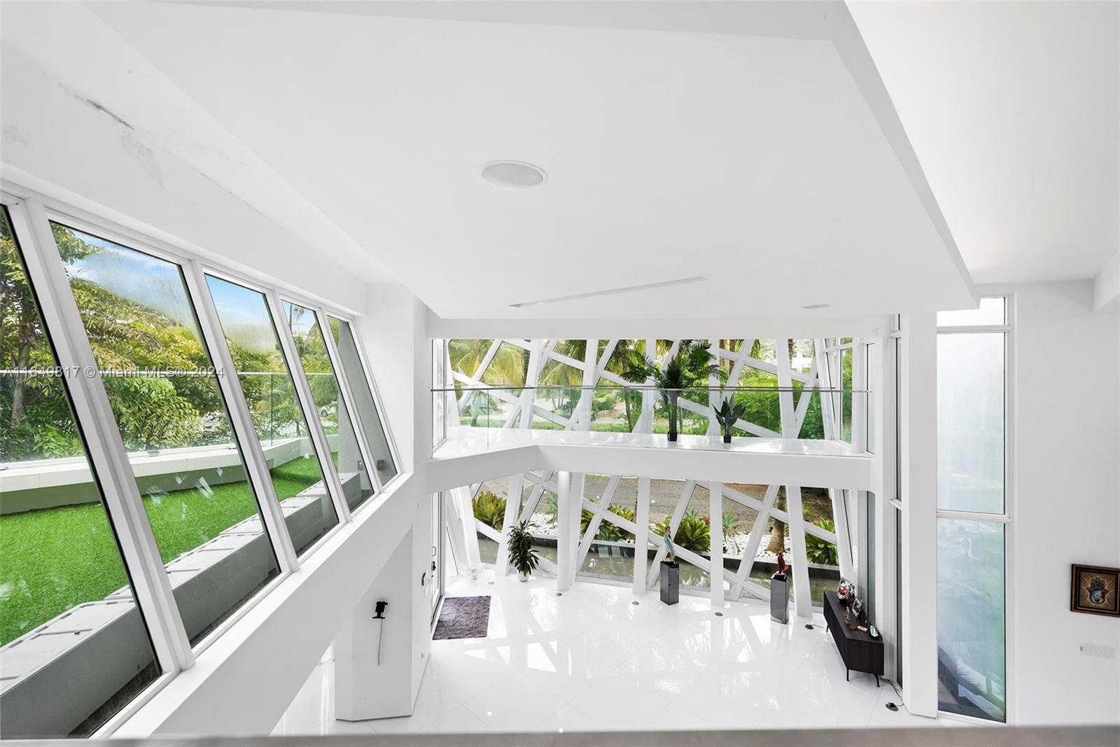 480 Ocean Blvd Golden Beach, FL 33160