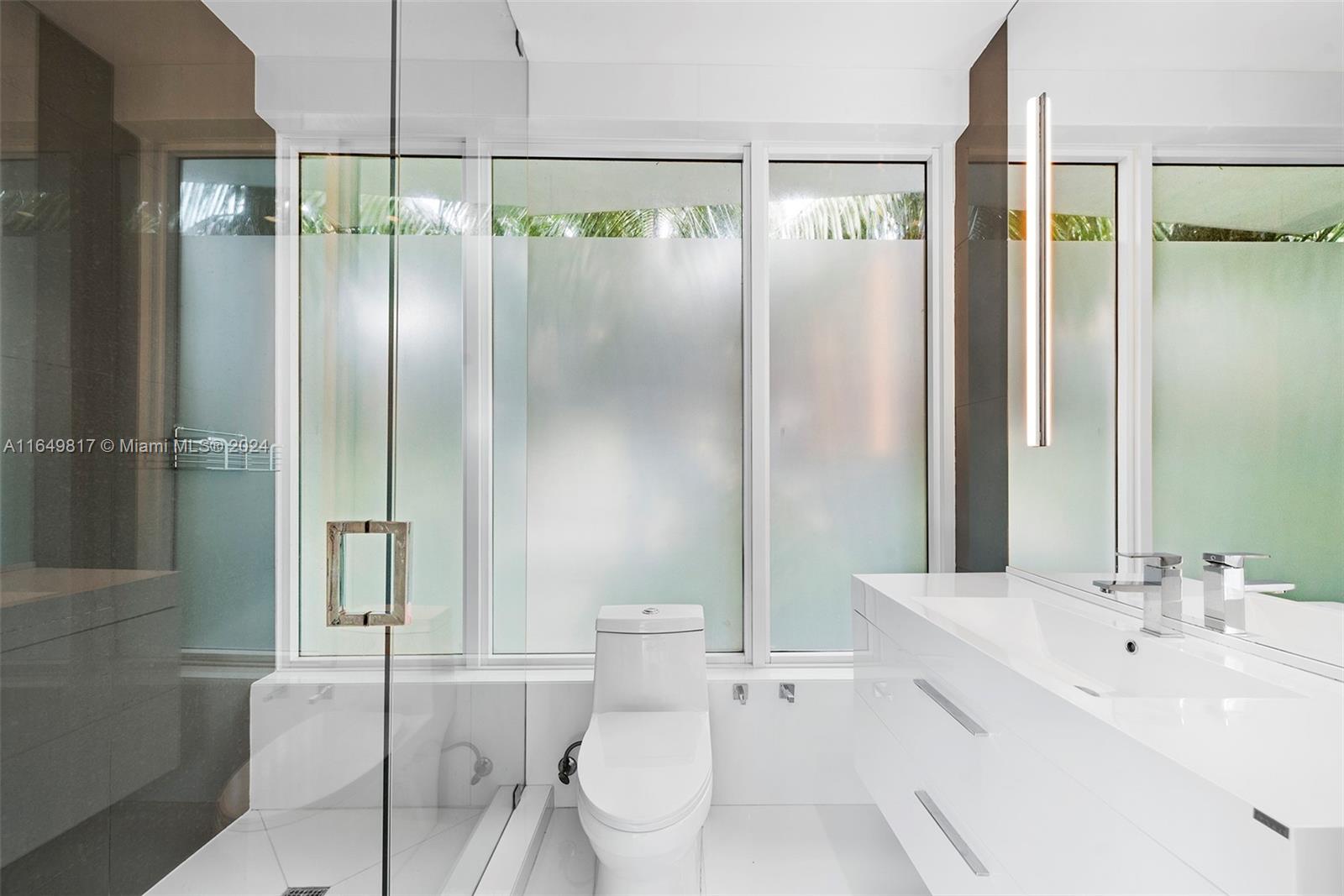 480 Ocean Blvd Golden Beach, FL 33160