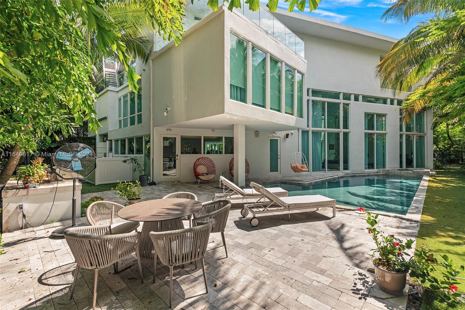 480 Ocean Blvd Golden Beach, FL 33160