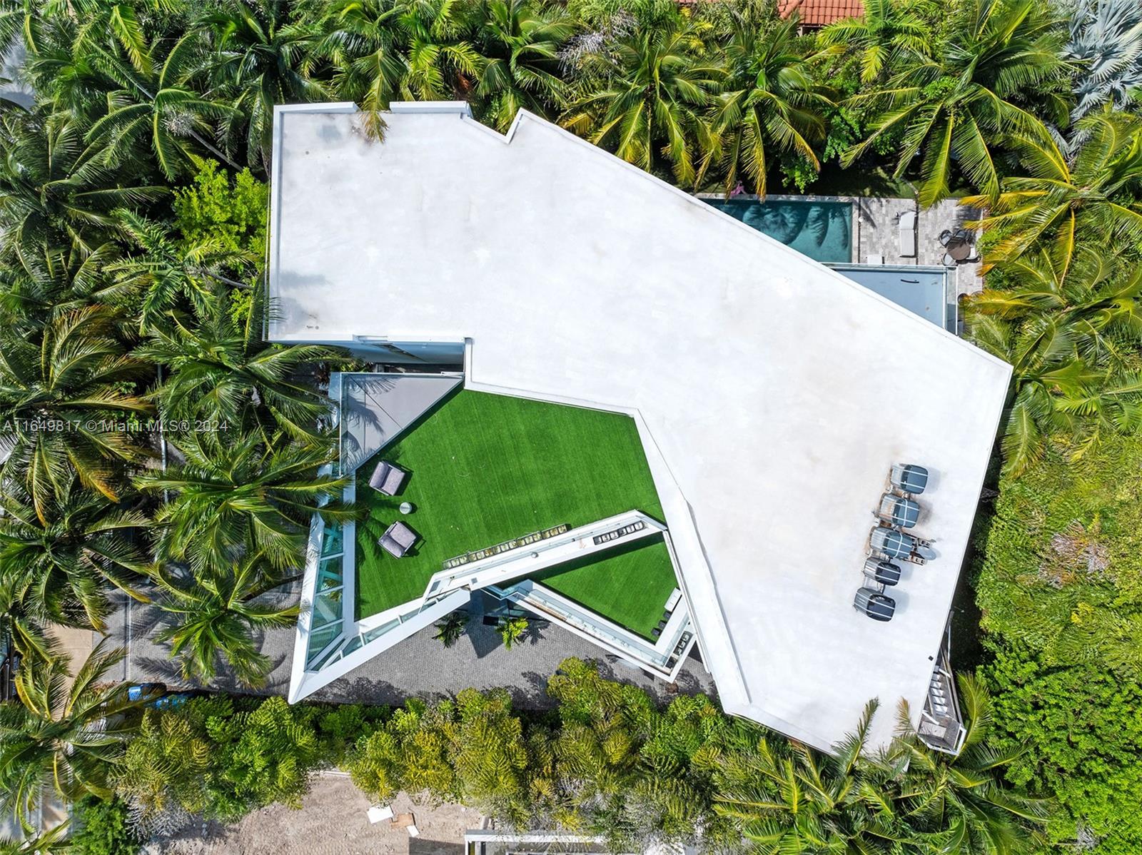 480 Ocean Blvd Golden Beach, FL 33160