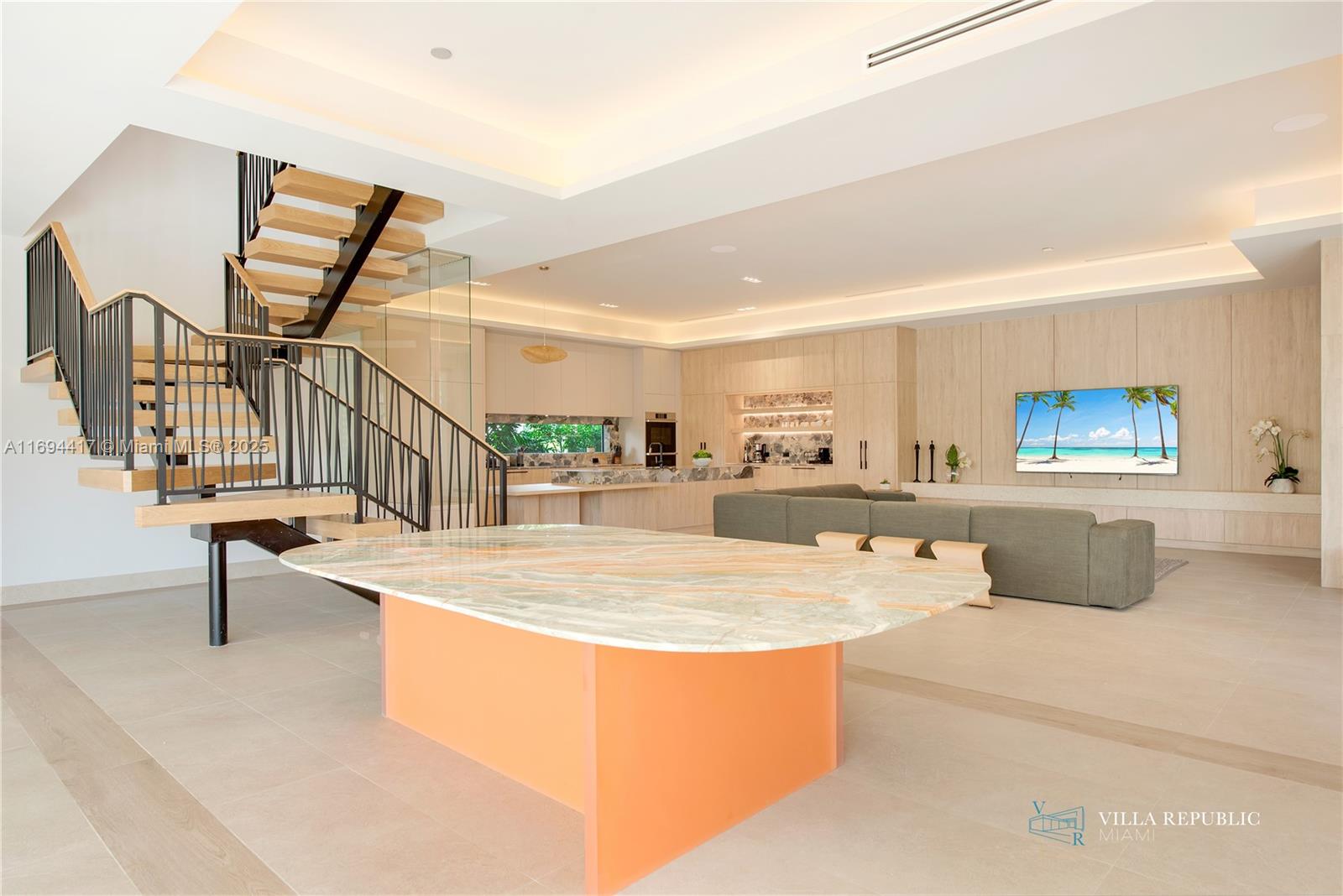 1200 NE 87th St Miami, FL 33138