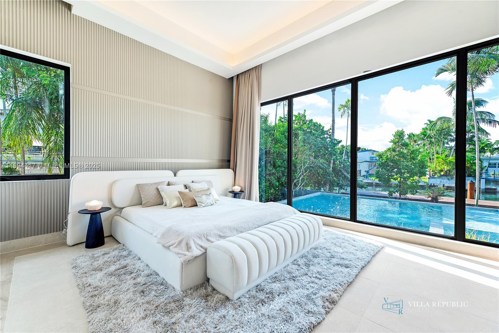 1200 NE 87th St Miami, FL 33138