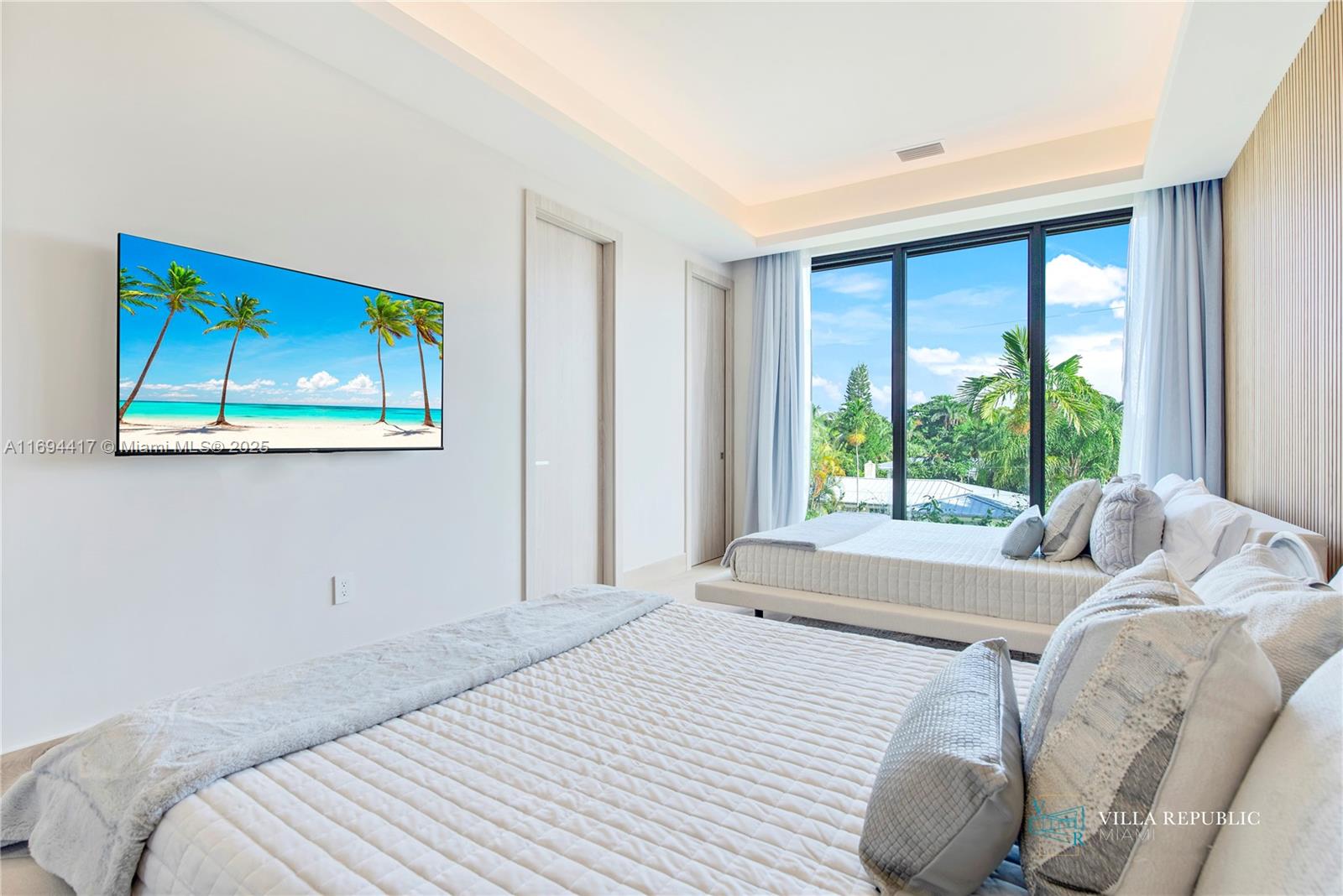 1200 NE 87th St Miami, FL 33138