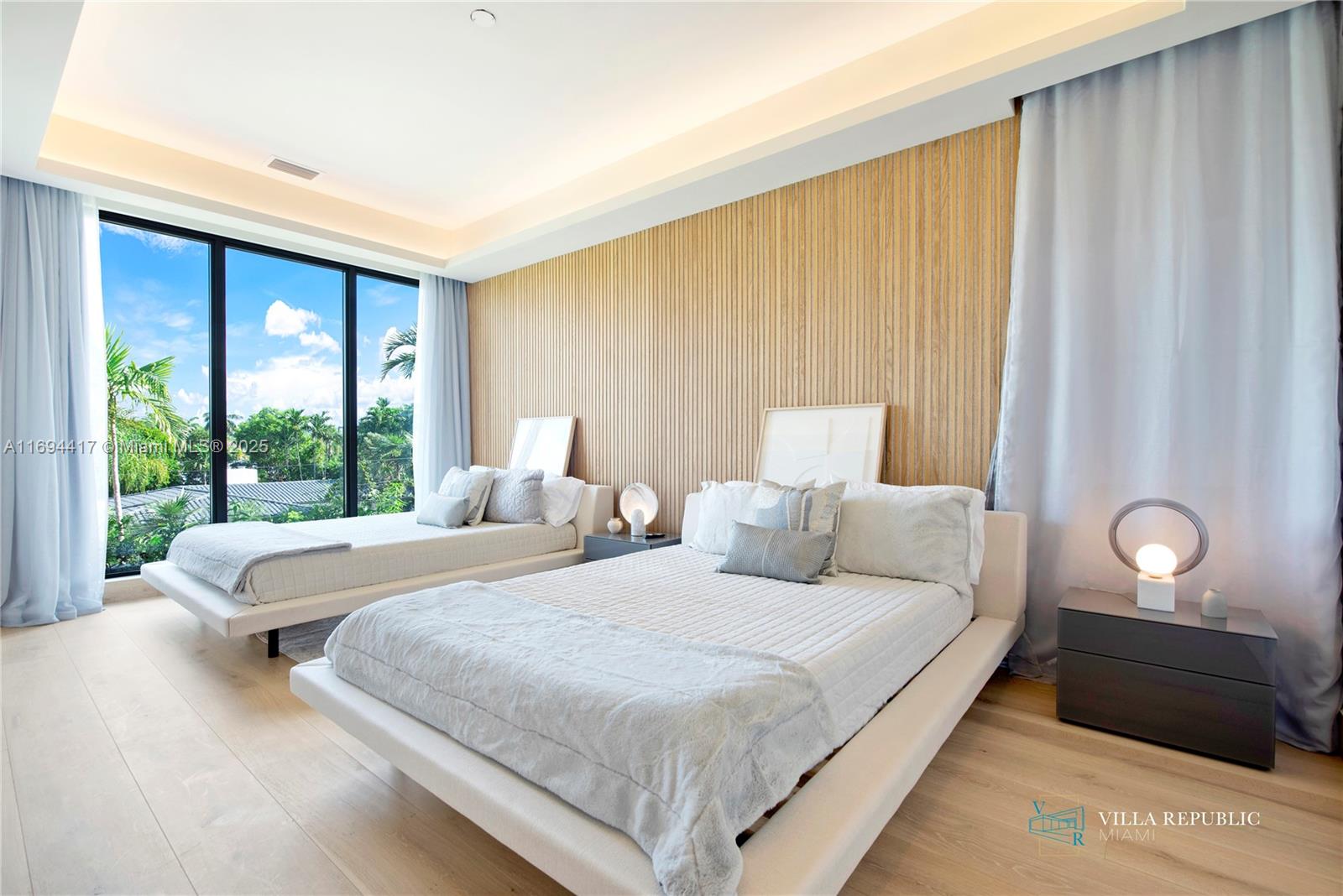 1200 NE 87th St Miami, FL 33138