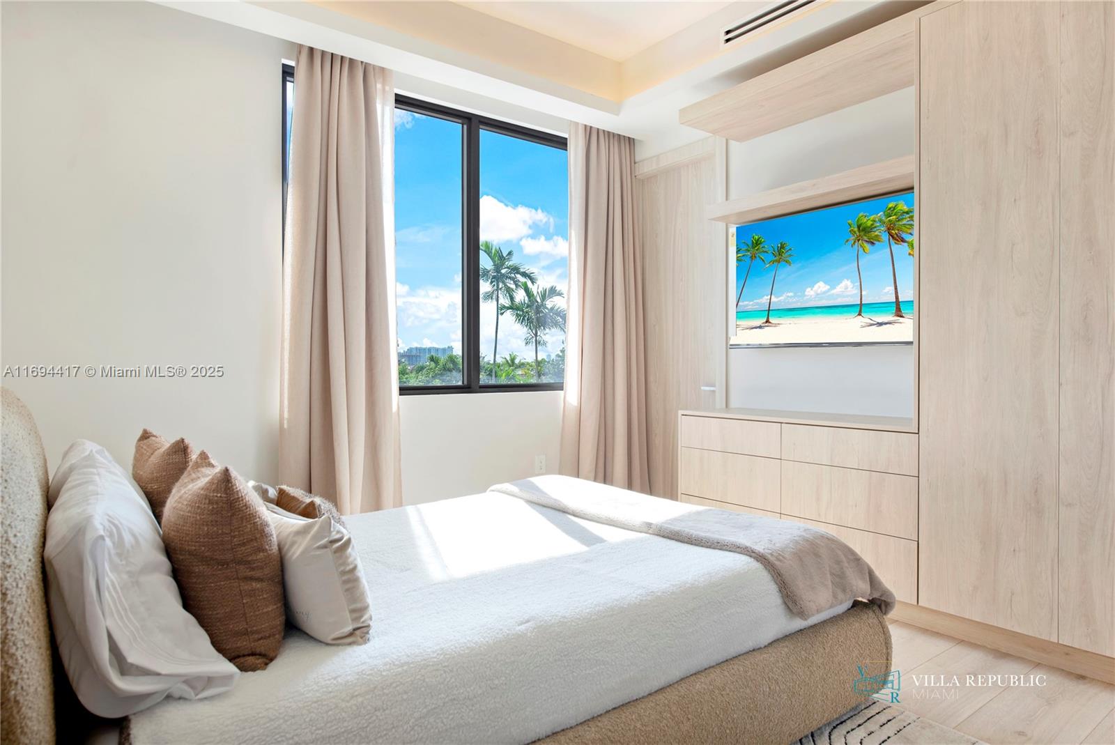 1200 NE 87th St Miami, FL 33138