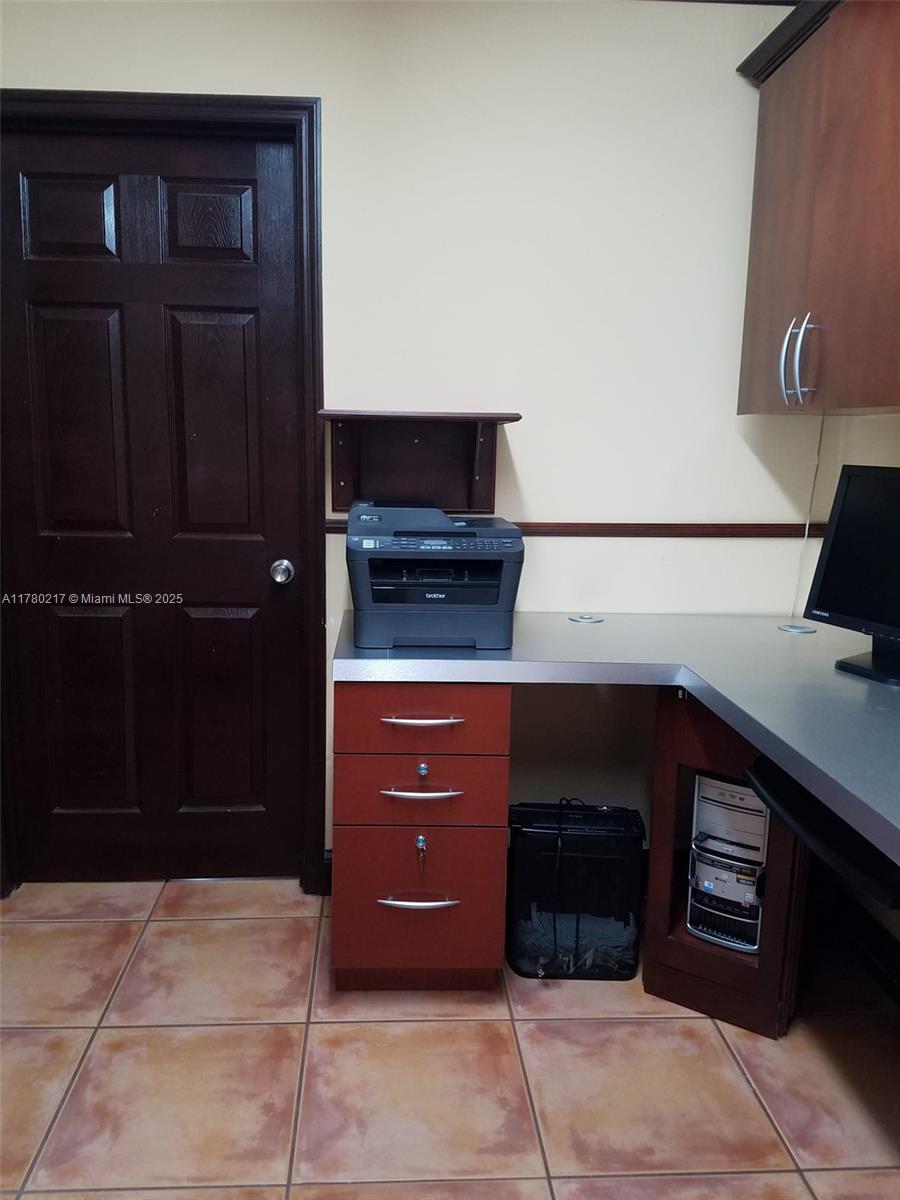 7913 NW 64th St #7913,Medley, FL 33166