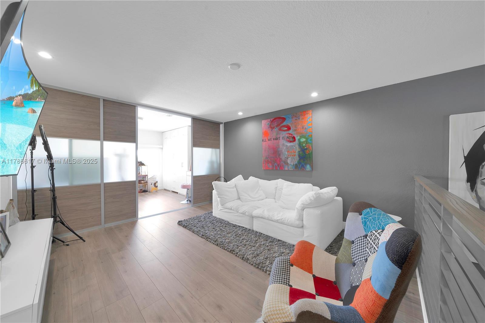 6694 NW 107th Pl Doral, FL 33178