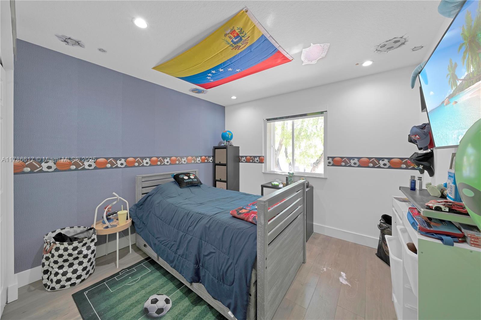 6694 NW 107th Pl Doral, FL 33178