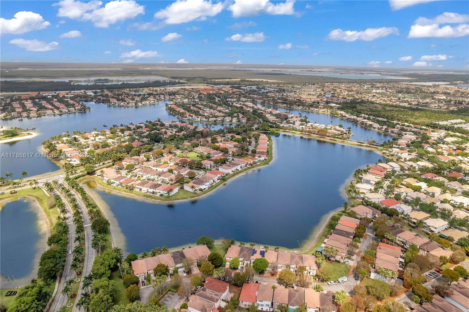 6694 NW 107th Pl Doral, FL 33178