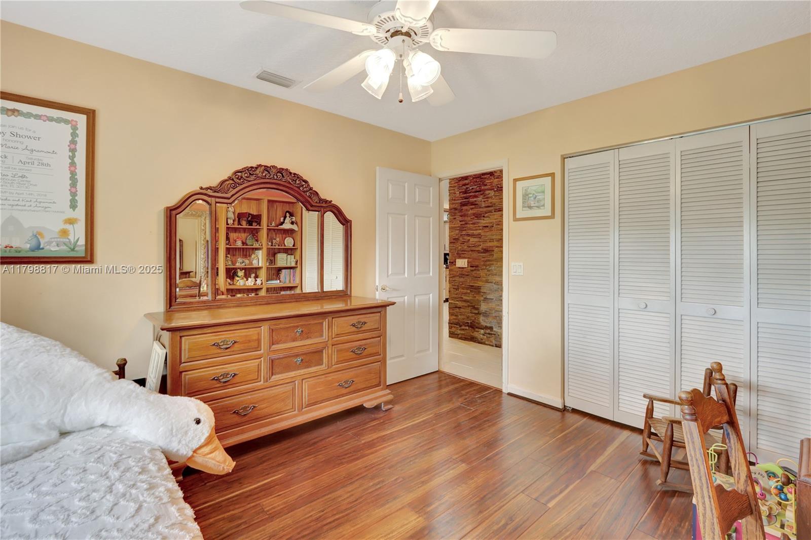 95 E Westwood Cir E West Palm Beach, FL 33411