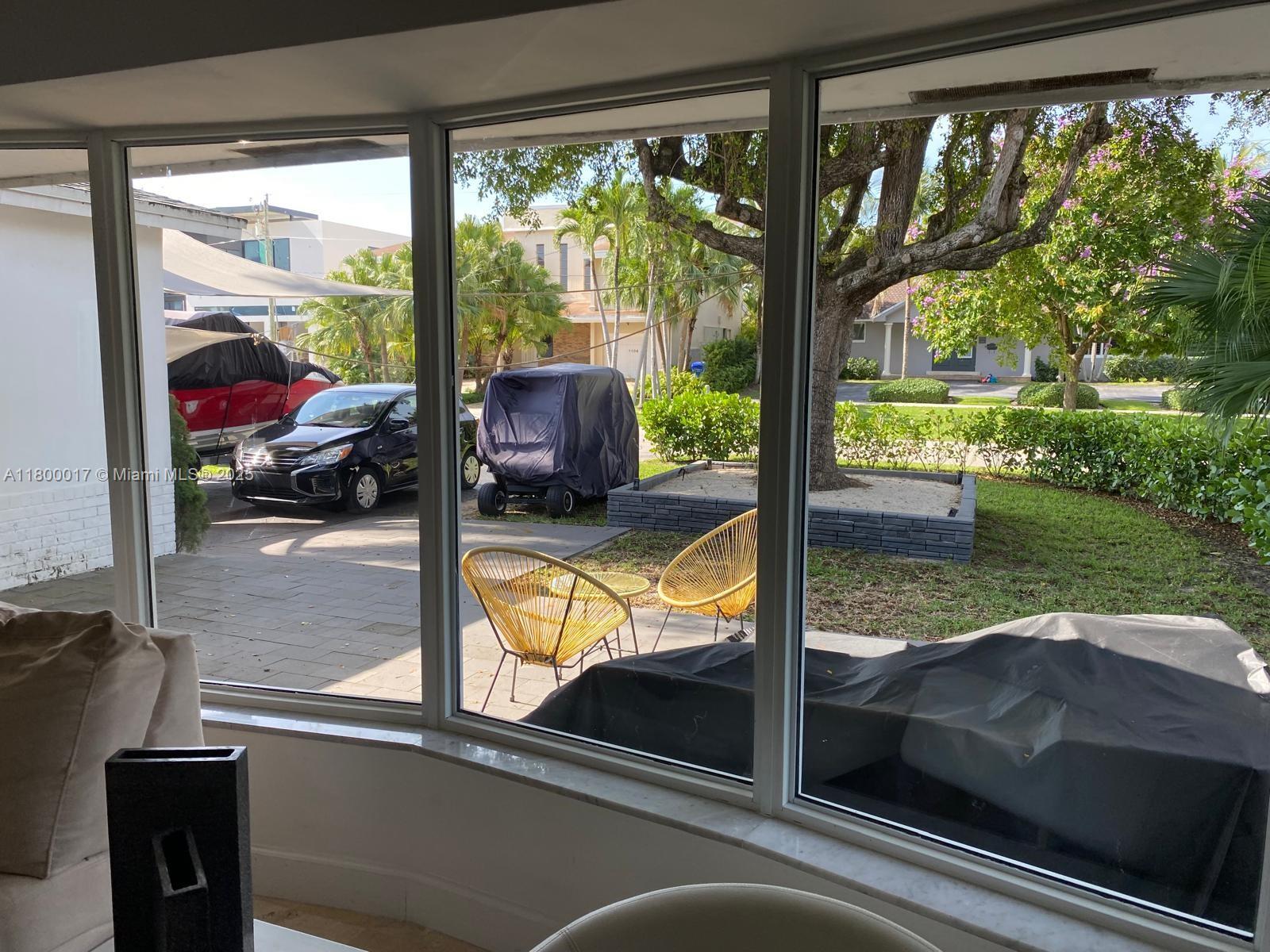 1103 Washington St Hollywood, FL 33019