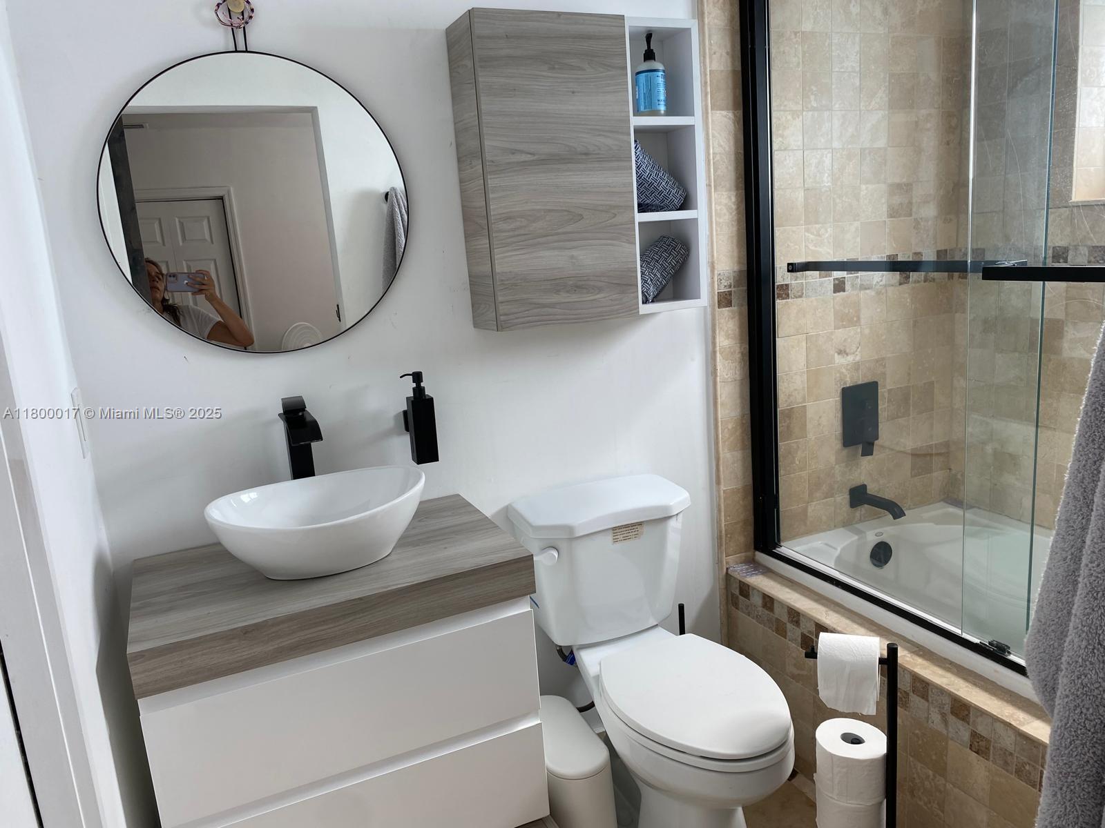 1103 Washington St Hollywood, FL 33019