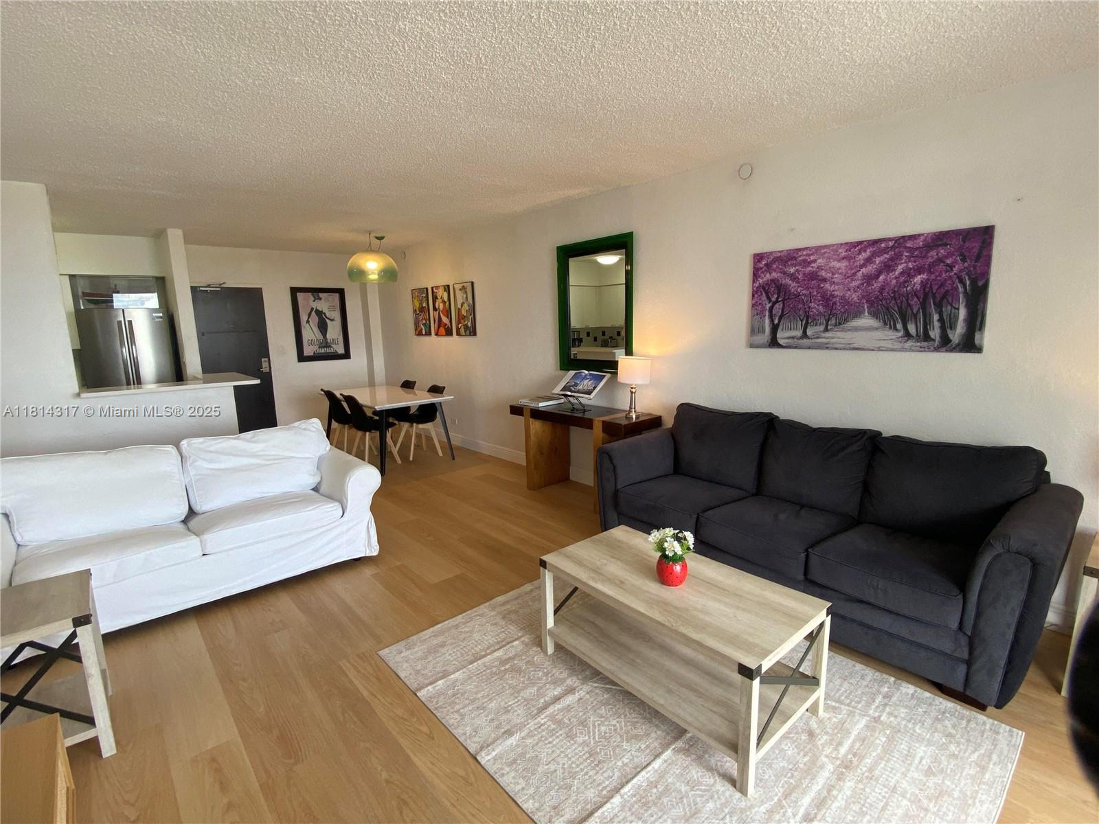 image Flamingo South Beach25