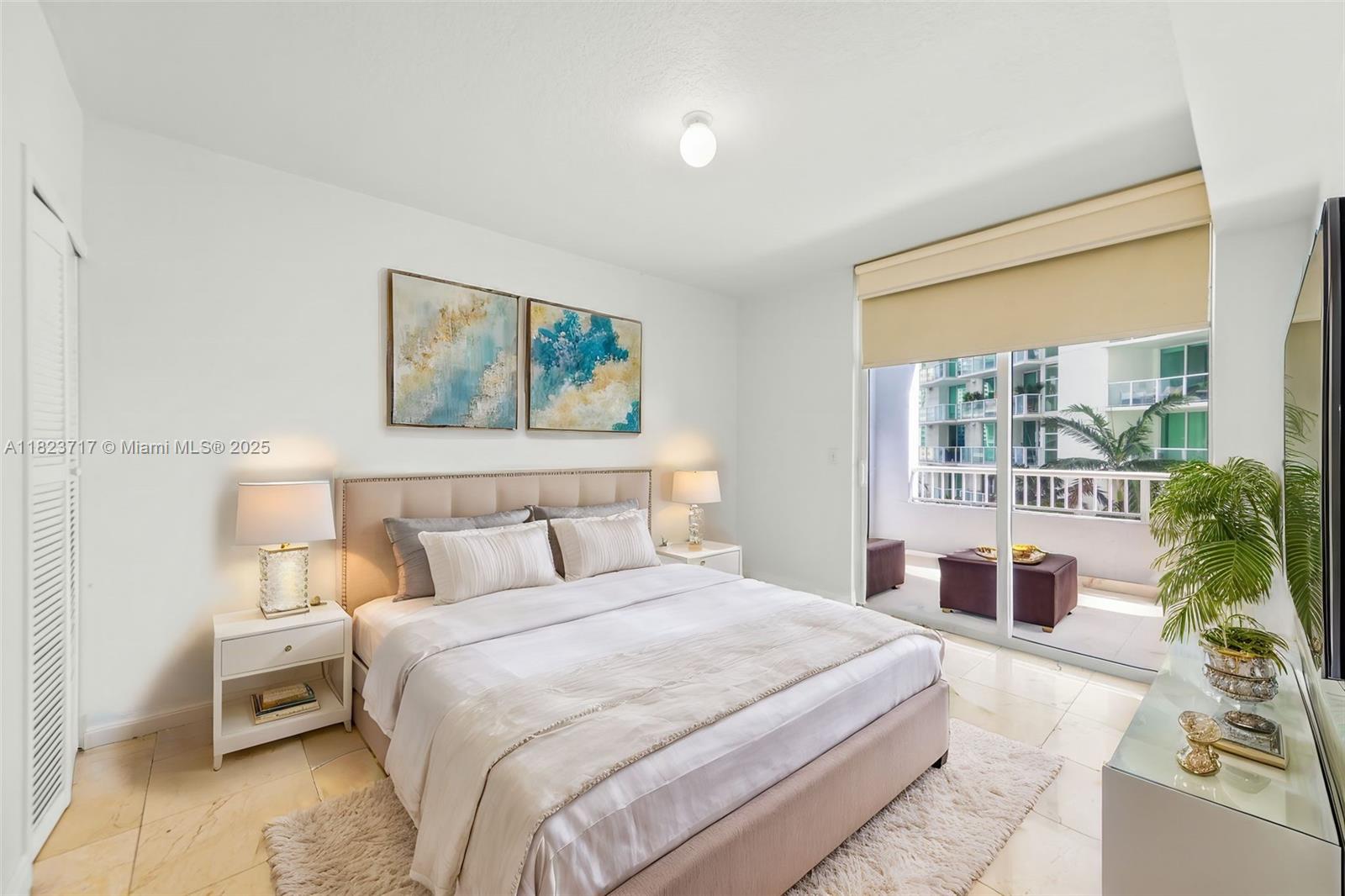 image The Sail Condo11