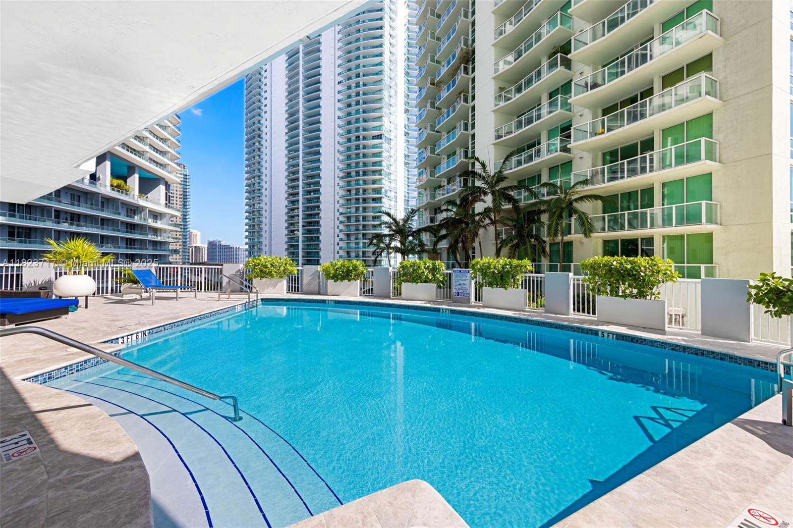 image The Sail Condo23