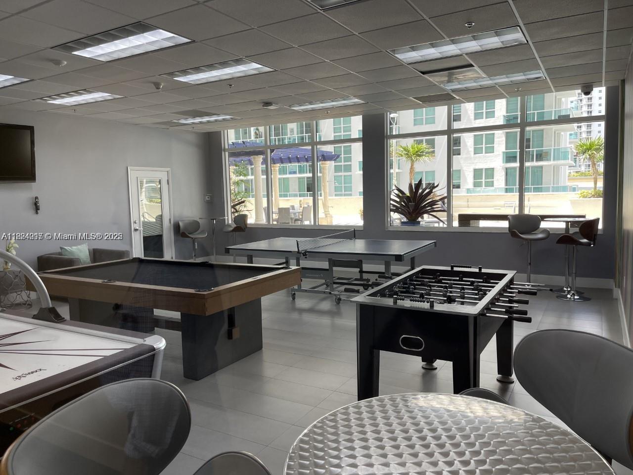 image The Club At Brickell Bay21