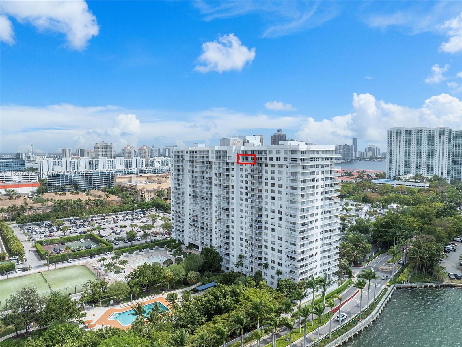 2851 NE 183rd St #2112E,Aventura, FL 33160