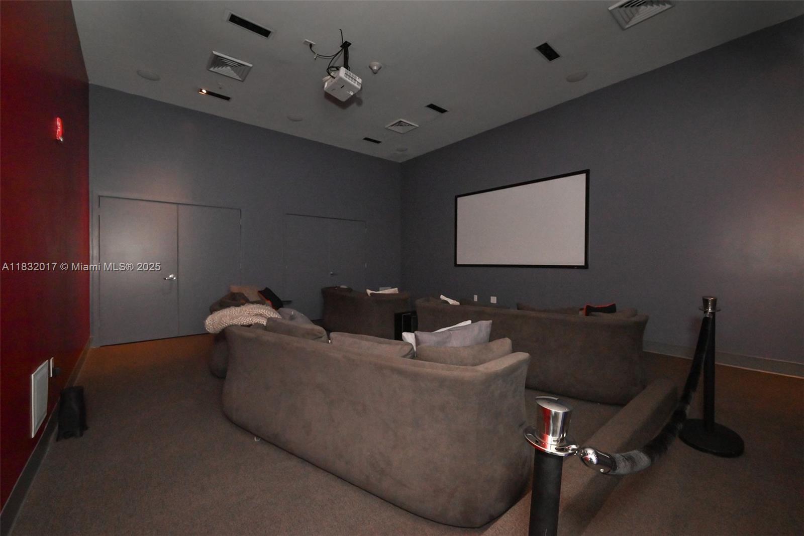 image Canvas Condominium34