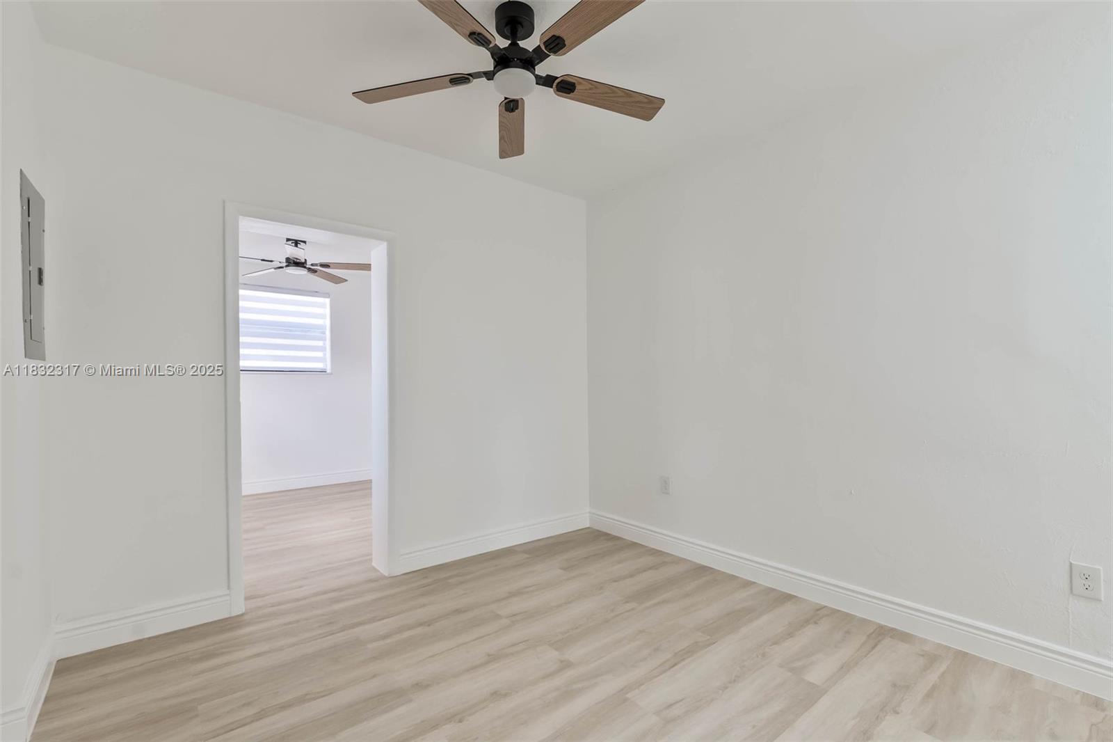583 NW 47th Ter #R