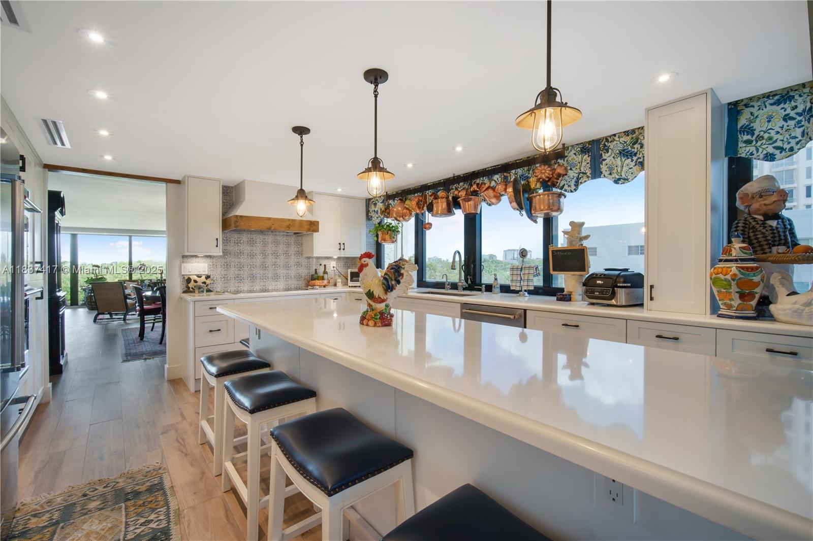 700 Coral Way #4 Coral Gables, FL 33134