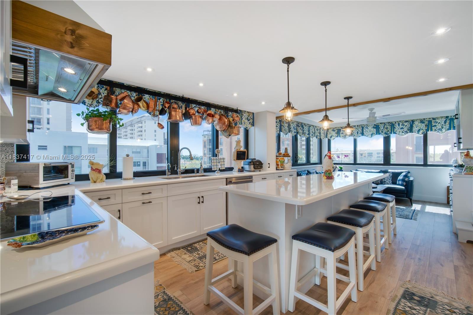 700 Coral Way #4 Coral Gables, FL 33134