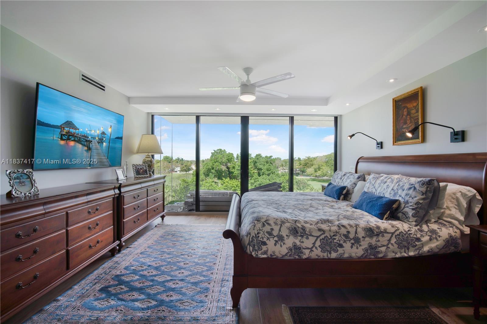 700 Coral Way #4 Coral Gables, FL 33134