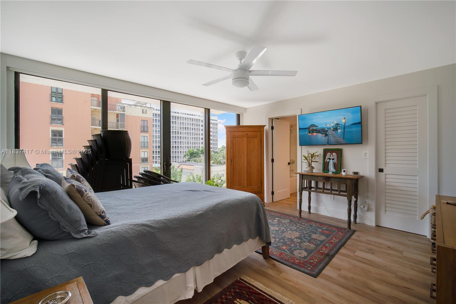 700 Coral Way #4 Coral Gables, FL 33134