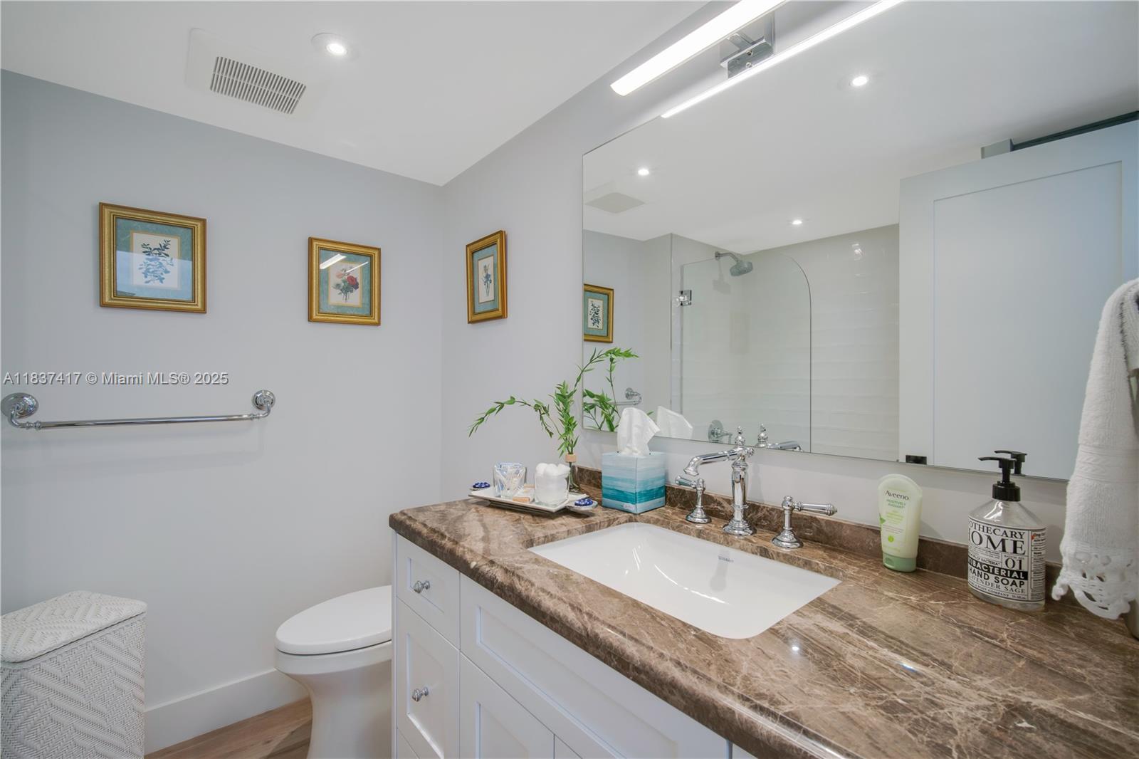 700 Coral Way #4 Coral Gables, FL 33134