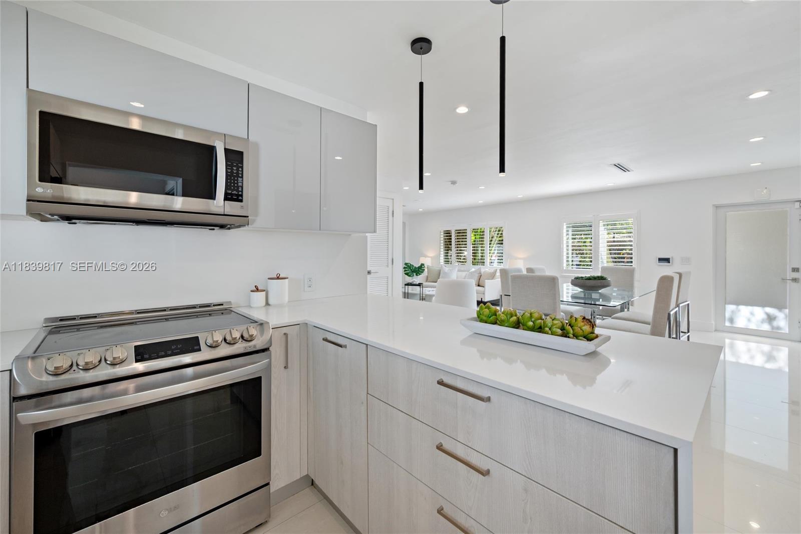 2511 Tequesta Ln Coconut Grove, FL 33133