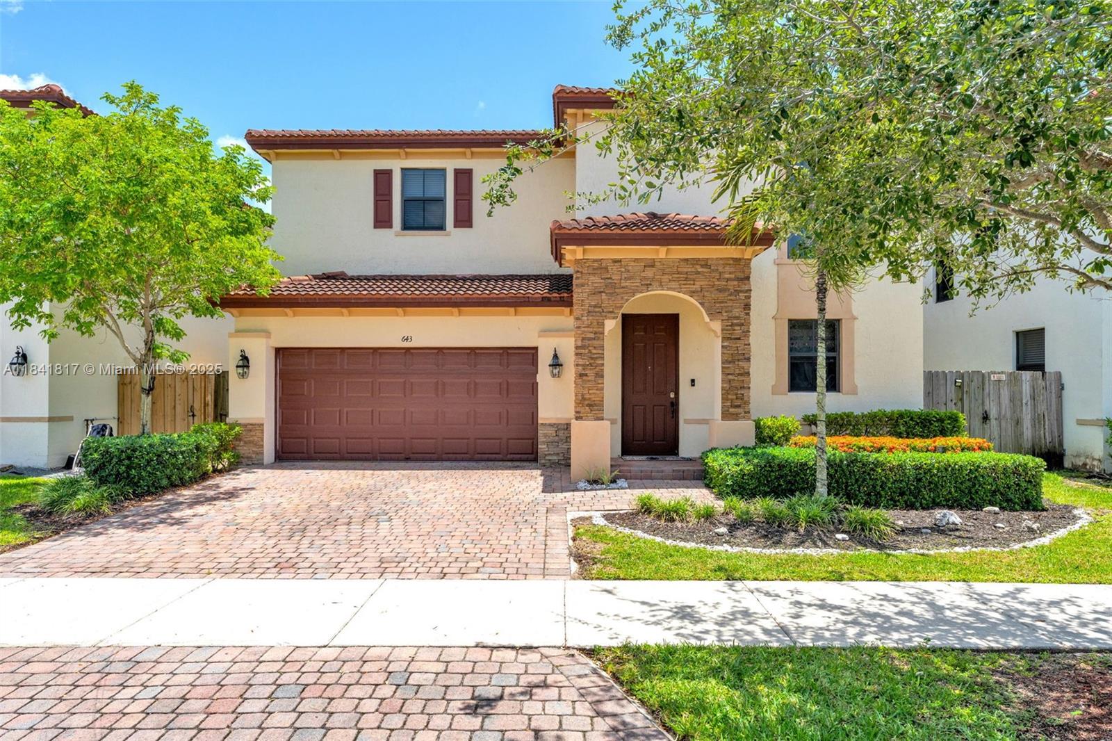 643 SE 37th Ter