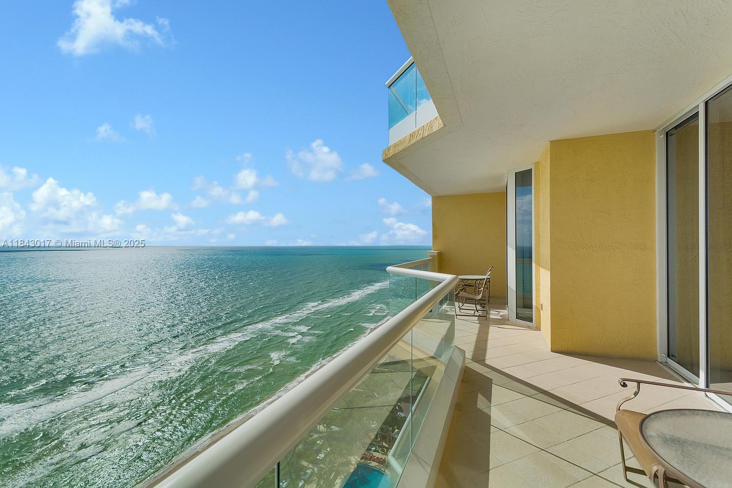 17875 Collins Ave #2703