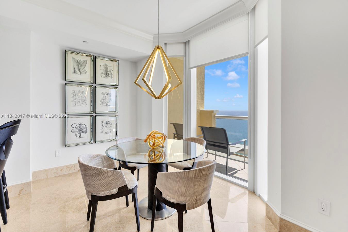 image Acqualina Ocean Residence9