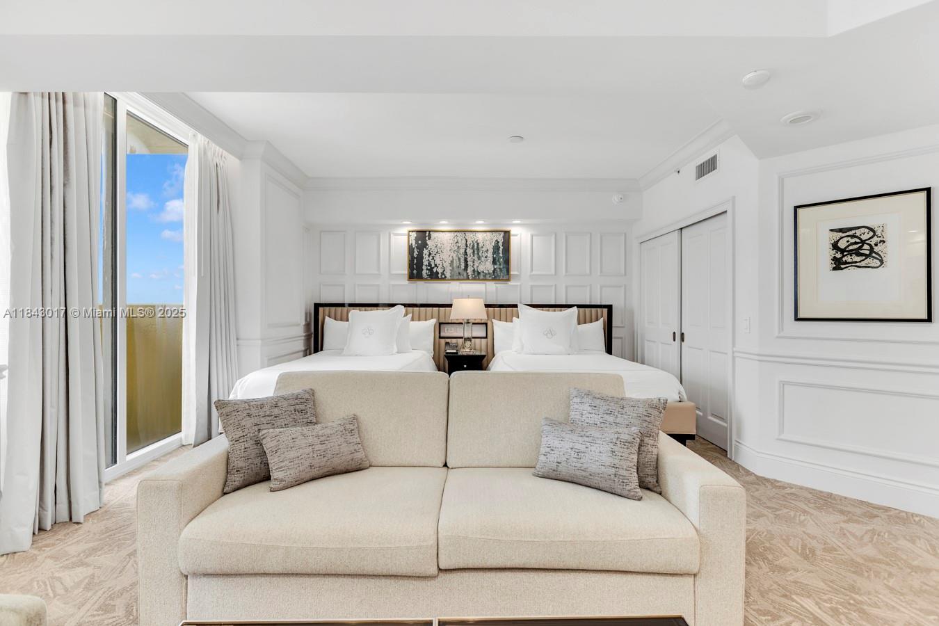 image Acqualina Ocean Residence19