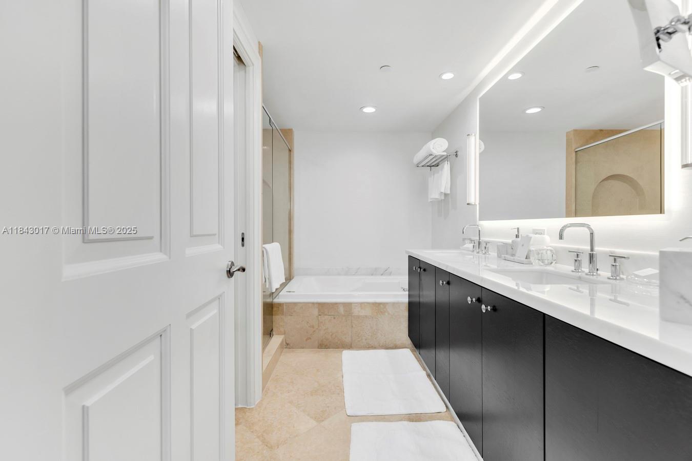 image Acqualina Ocean Residence21