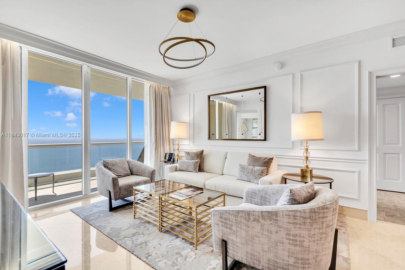 image Acqualina Ocean Residence3