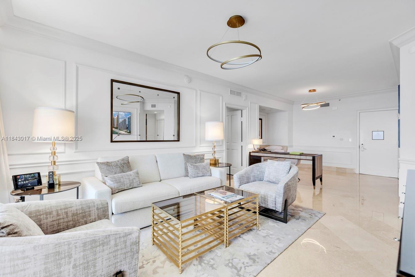 image Acqualina Ocean Residence5