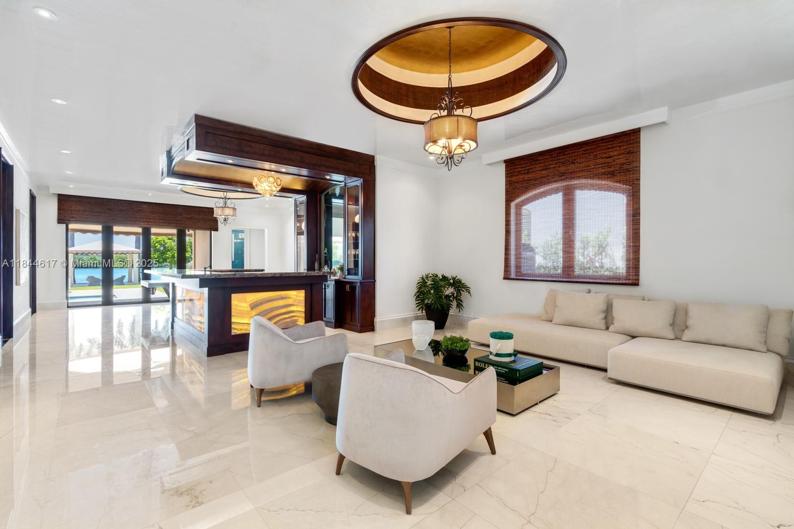 198 Palm Ave Miami Beach, FL 33139