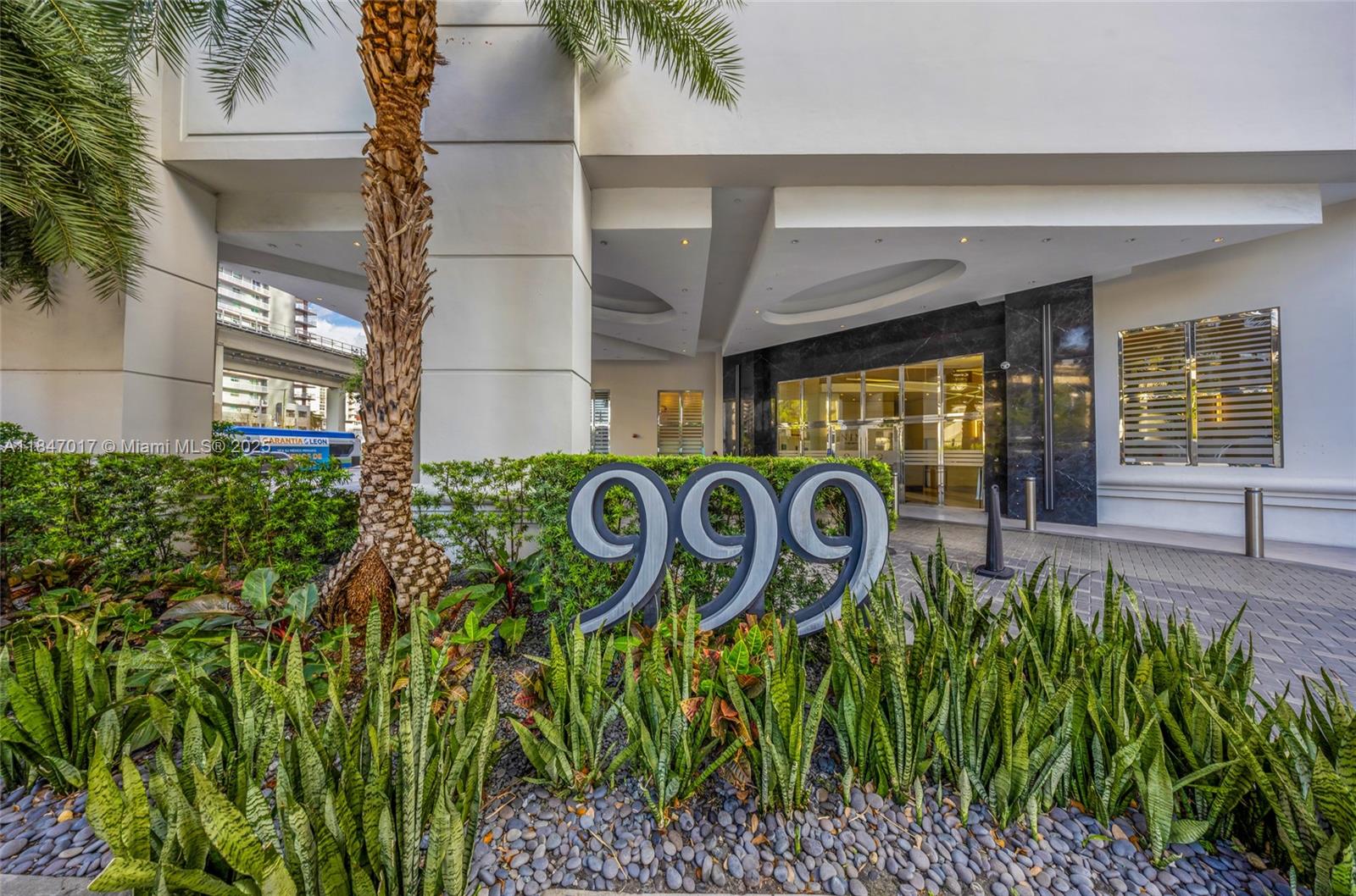 image Nine At Mary Brickell20