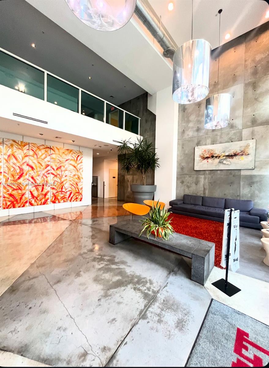 image The Loft 1 Downtown14