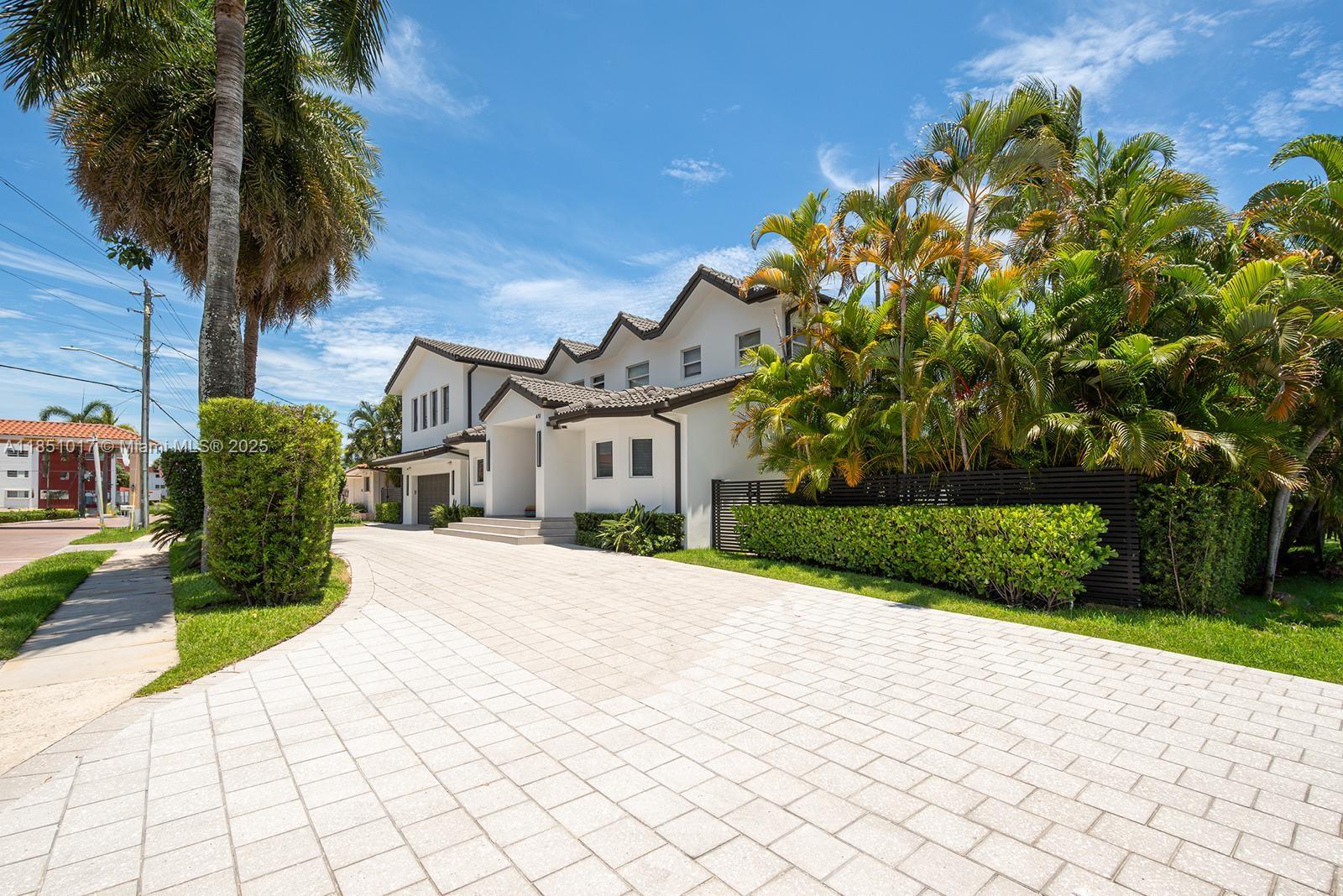 431 Layne Blvd Hallandale Beach, FL 33009 431 Layne Blvd Hallandale Beach, FL 33009