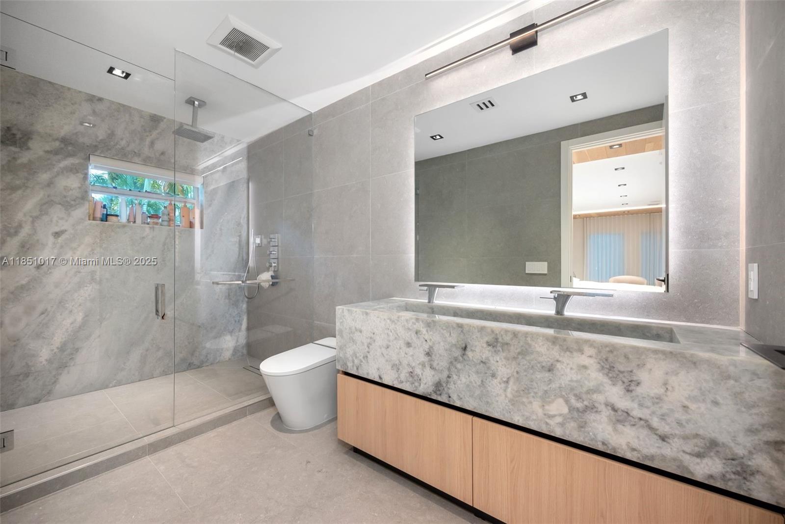 431 Layne Blvd Hallandale Beach, FL 33009 431 Layne Blvd Hallandale Beach, FL 33009